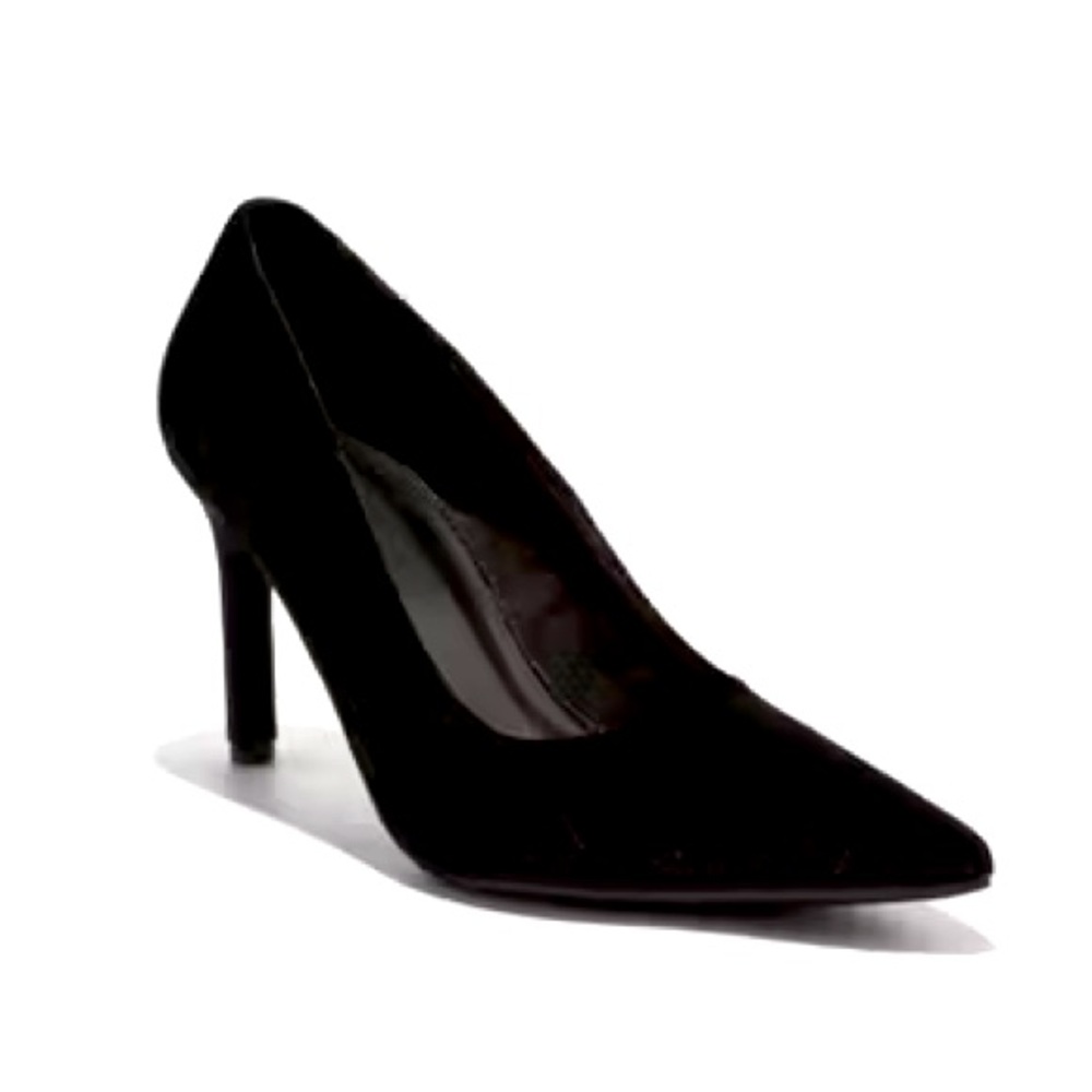 Black Velvet Pointed Toe Pumps with Memory Foam Insole